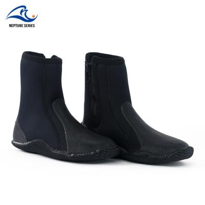 China 100% Waterproof Customize Deep Sea Boots Reef Scuba Diving Boots Red Diving Shoes for sale