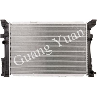 China High Cooling Efficiency Mercedes Benz Radiator / Custom Auto Radiator For Engine for sale