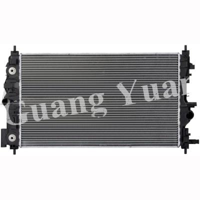 China Reemplazo del radiador de GMC de la transmisión automática, OEM 1300305 del radiador 13199 de Chevy Cruze 13310787 en venta