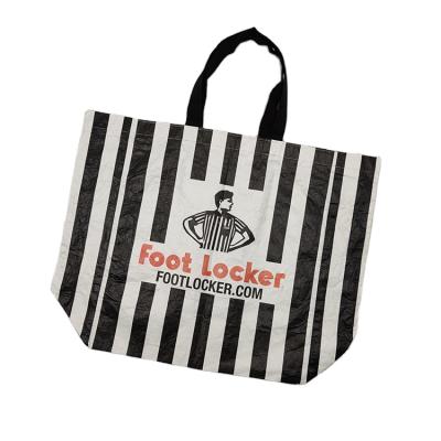 China Recyclable Lightweight Waterproof Tyvek Shopping Bag Black White Striped Tyvek Bag for sale