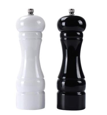 China Sustainable Wooden Salt And Pepper Mill With Ceramic Grinder Set for sale