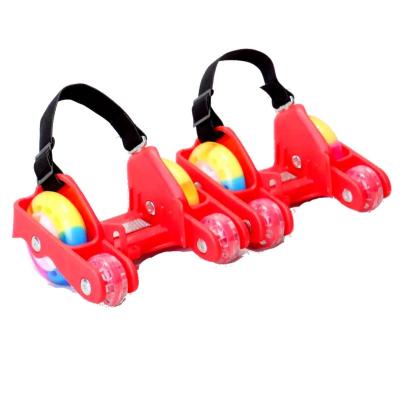 China Flash heel roller skate with auxiliary wheel street gliders sporting Lighted for shinny Three-color wheels for adjustable kids skates for sale