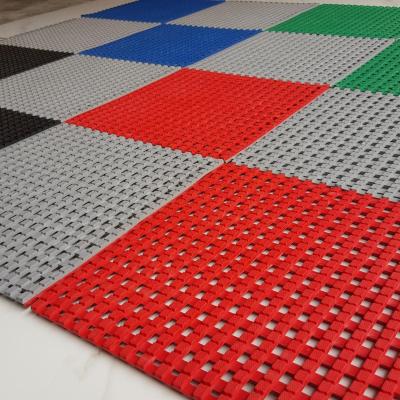 China High Quality Anti-slip Waterproof Wear Resistant Removable Garage Flooring Plastic Tiles, Hot Sale 400*400*18Mm Garage Interlocking Flooring Tiles for sale