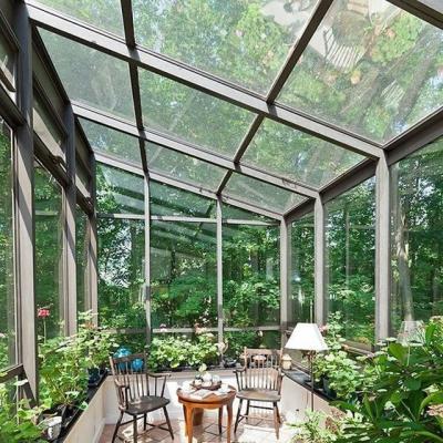 Cina Moden Molding Winter Garden Sunroom Powder Coated Aluminum Tempered Glass Green House in vendita