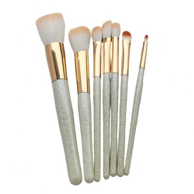 China Angular Blush High Quality Free Samples OEM Factory Price Promotional Makeup Brush for sale