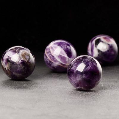 China Wholesale Europe Gold luxury modern metal hot sale crystal heart natural stone egg unlocks tree ball crafts ornam for sale