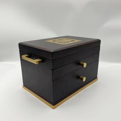 China Handmade wooden storage boxes with 4 layers of drawers can hold photo albums, books and memorial badges, etc. for sale