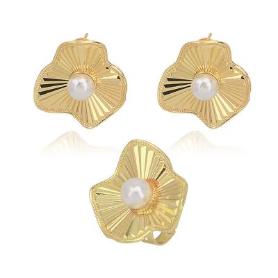 China Beautiful TRENDY new fashion italian jewelry sets for women 18k gold plated wedding earrings and rings jewelry sets for sale