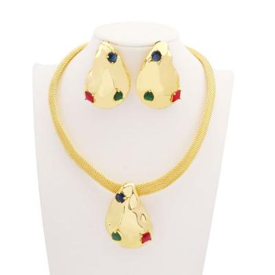 China FASHIONABLE Wholesale Custom Jewelry Sets African Luxury Bridal 18k Gold Plated Jewelry Sets Necklace And Earrings for sale