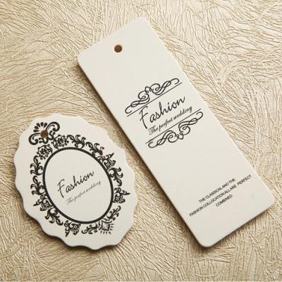 China 2022 Wholesale Fashion Custom Logo Garment Paper Hang Tag Viable for sale