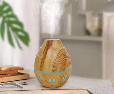 China Shenzhen Good Quality Mini Commercial Auto Wood Grain Car Air Humidifier USB Slim Humidifier For Home for sale