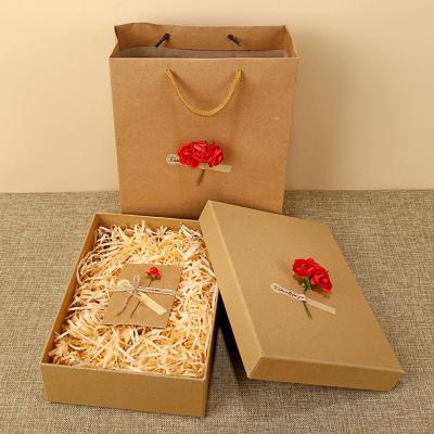 China Recyclable Luxury Paper Flower Paper Gift Cardboard Packaging Rigid Custom Candle Box With Bag And Separate Lid for sale