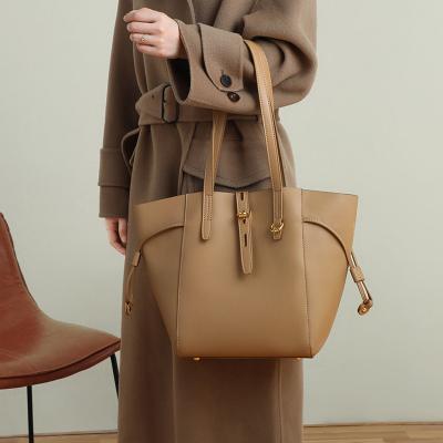 China 2021 Designer Tote Bags Wholesale Genuine Leather PORTABLE Drop Shipping Luxury Tote Bag Tote Bag For Women for sale