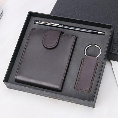 China Hot Sale Men Wallet Gift Slim Genuine Leather Leather Bifold Set RFID Mens Wallet Key Chain Custom Wallets for sale