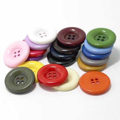 China Viable Manufacturers Spot Big Button Shirt Wholesale Clothes Resin Button for sale