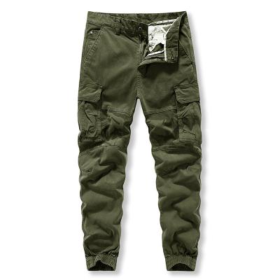 China Anti-pilling New Men's Multi Pocket Pants Leisure Fitness Pants Cargo Pants Spring And Fall for sale