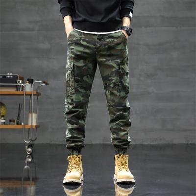 China Anti-pilling Camouflage Cargo Pants Men's Fashion Loose American Foot Pants Small Casual Men's Pants for sale