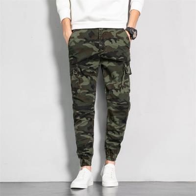 China Anti-pilling Men's Cotton Loose Pants Camouflage Wear-resistant Trousers Casual Cargo Pants for sale