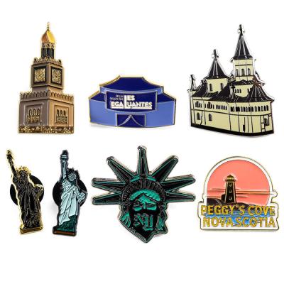 Cina Hard Soft Enamel Pin Badge Custom American Statue Metal Badge E Button in vendita