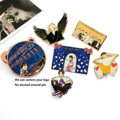 China Pinos de esmalte personalizados Medallas Metal Idol Corea Kpop Pinos de rebanada en venta