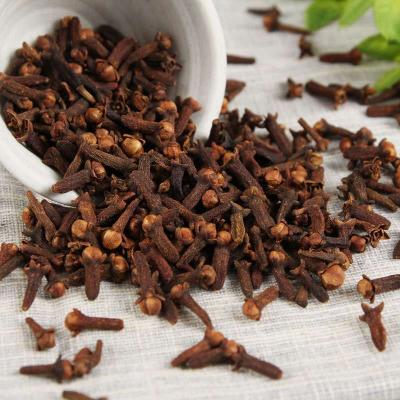 China Dried Pure Organic Herbs & Spices Clove Wholesales High Quality Minced Clove Meat Cooking Seasoing Clove Raw Food For Powder for sale