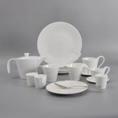 China Sustainable Bone China Dinnerware Ceramic Dinner Set For Star Hotel Restaurant for sale