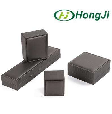 China Custom Leather Logo Printed Jewelry Boxes Gift Set Luxury Handcrafted Box for sale