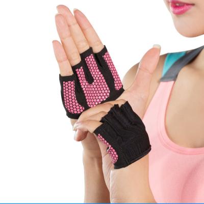 China Unisex Gym Finger Gloves Half Finger Protector Support for sale